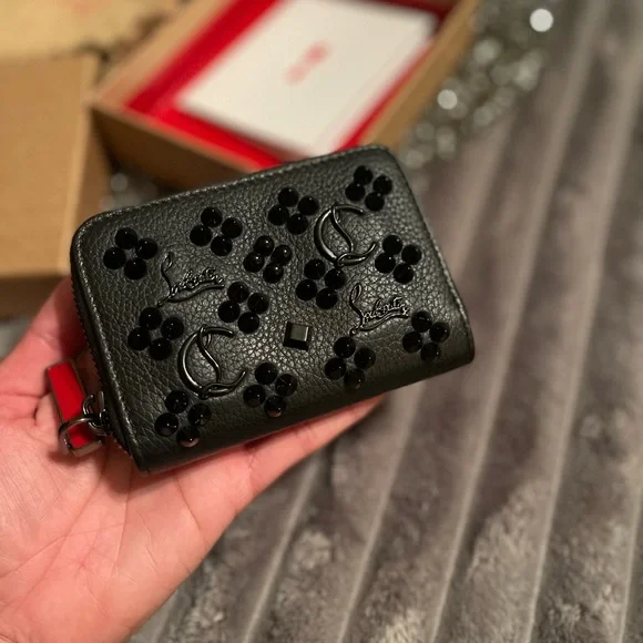 LIKE-NEW ¡AUTHENTIC! CHRISTIAN LOUBOUTIN COIN WALLET really cute! - Picture 2 of 7